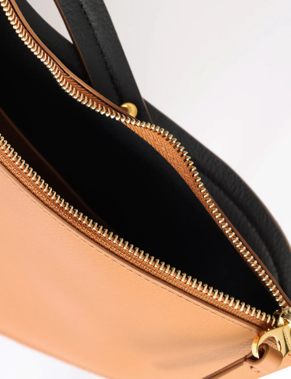 Borsa a spalla Coccinelle Sunup con tracolla