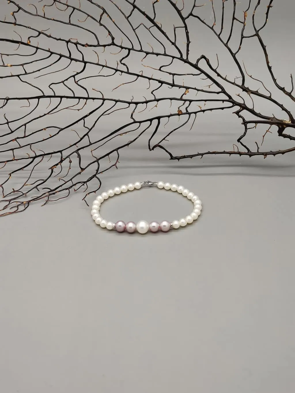 Bracciale di perle d’acqua dolce in oro bianco