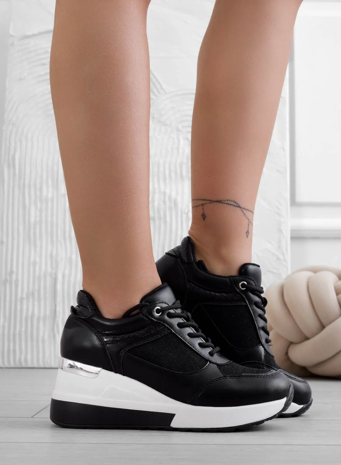 CAIRO - Sneakers nere con inserti in tessuto glitter