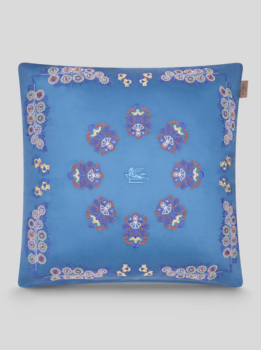 CUSCINO CON FIORI E PEGASO RICAMATO