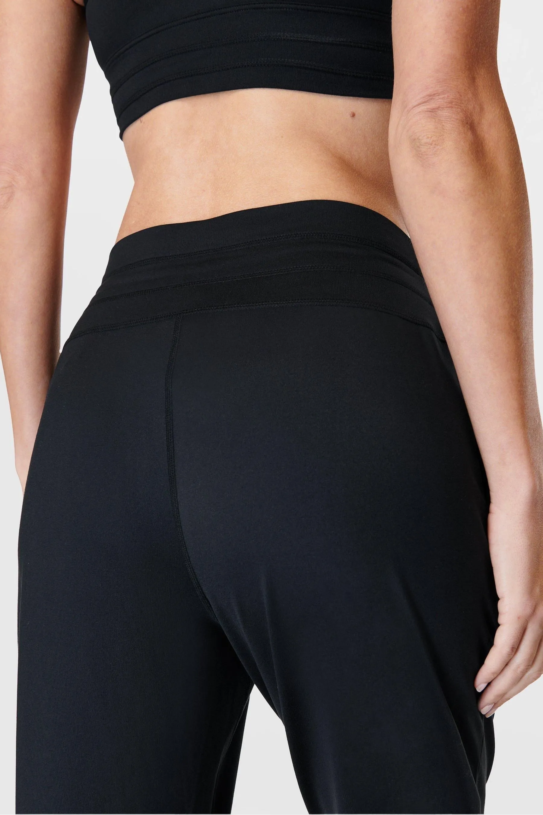 Felpata - Betty Due Pantaloni da jogging da yoga con motivo slavato    