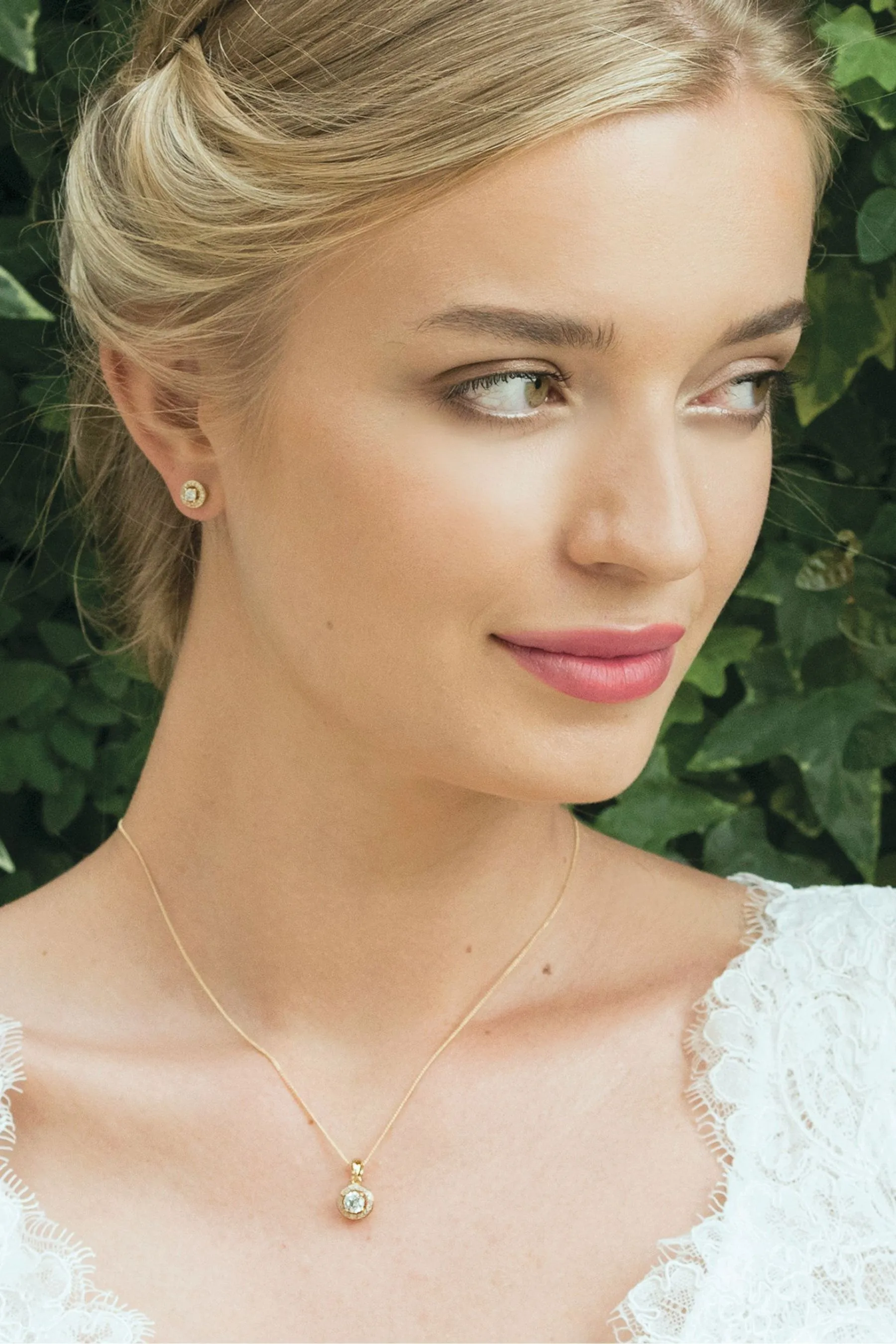 Ivory & Co - Balmoral - Ciondolo con delicati cristalli
