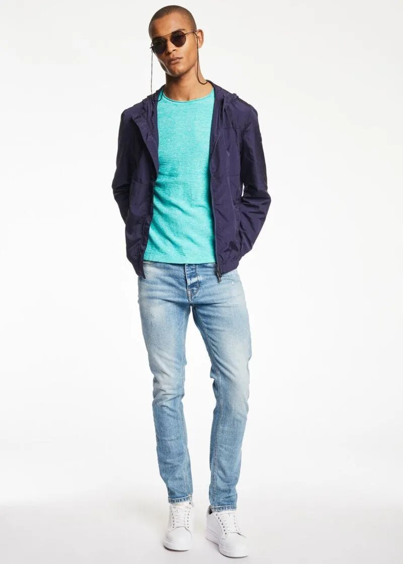 Jeans con vestibilità semi aderente