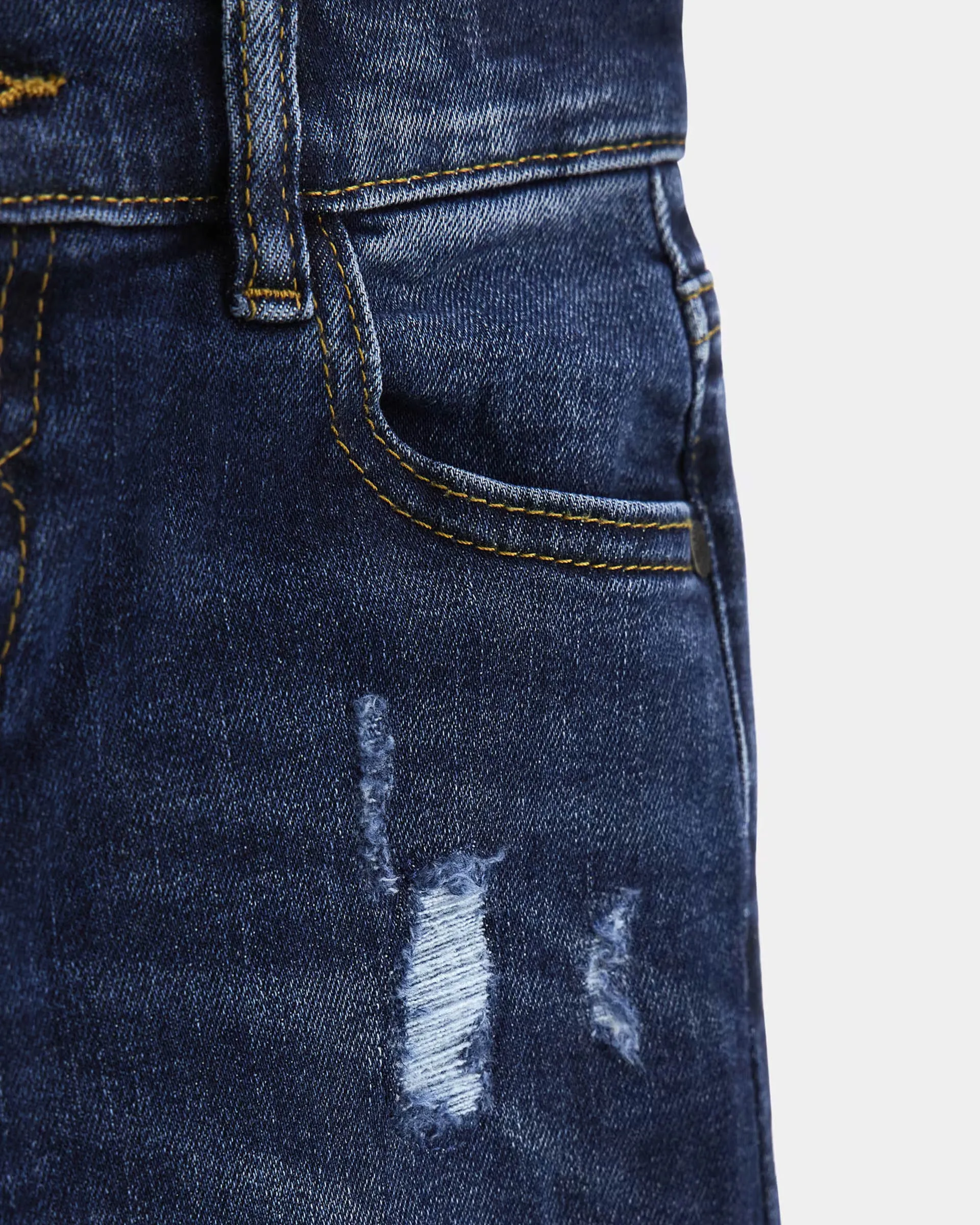Jeans straight a lavaggio scuro stone washed con abrasioni 10-16 anni