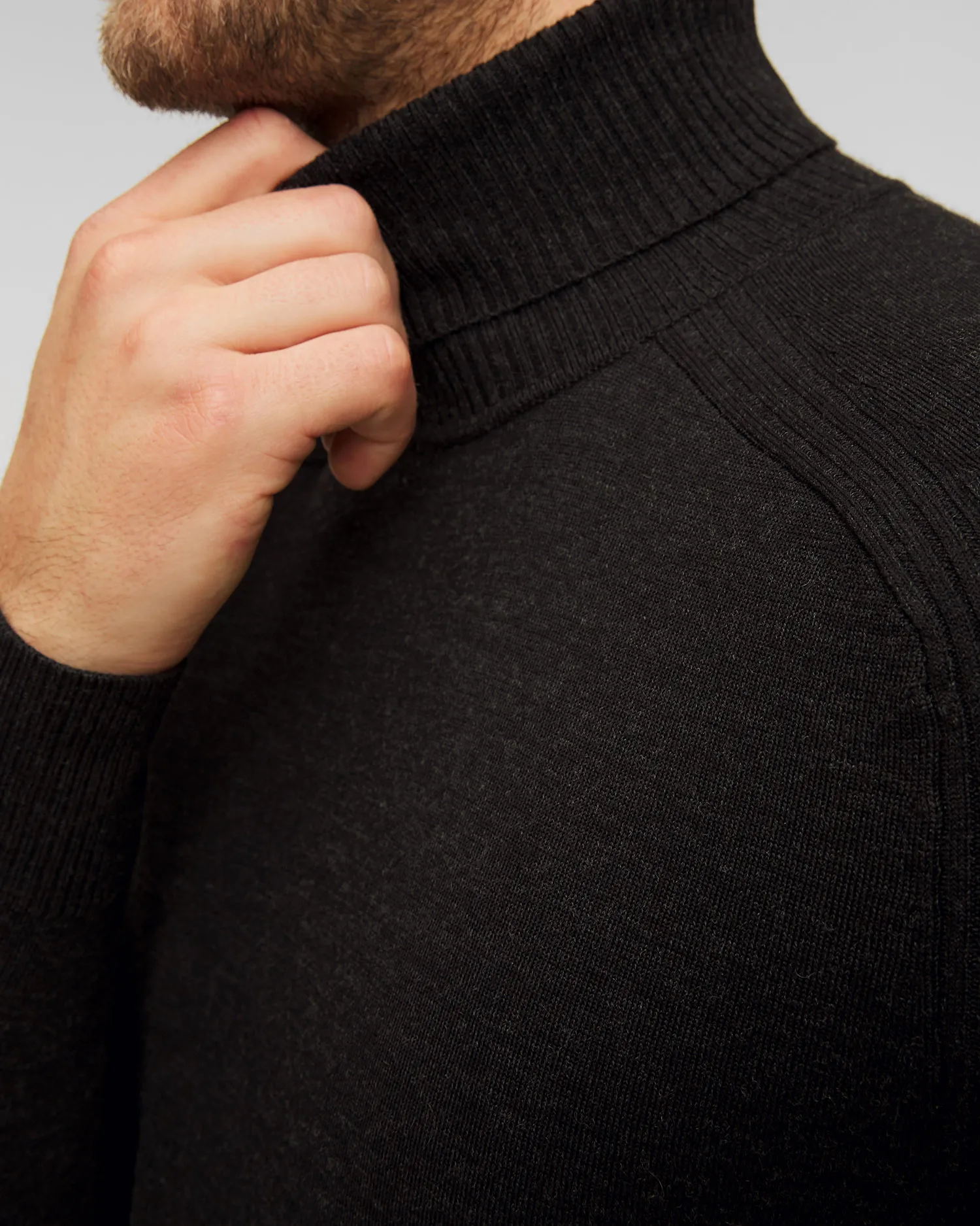 Maglione a collo alto di lana BOGNER Gordon-5 88696416-21