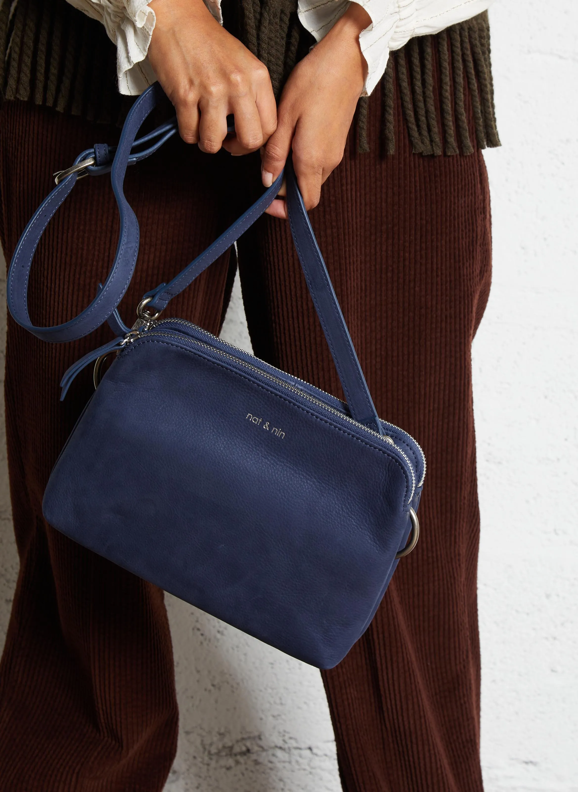  NAT & NIN   NAEL - Tracolla in pelle grana. | Blu