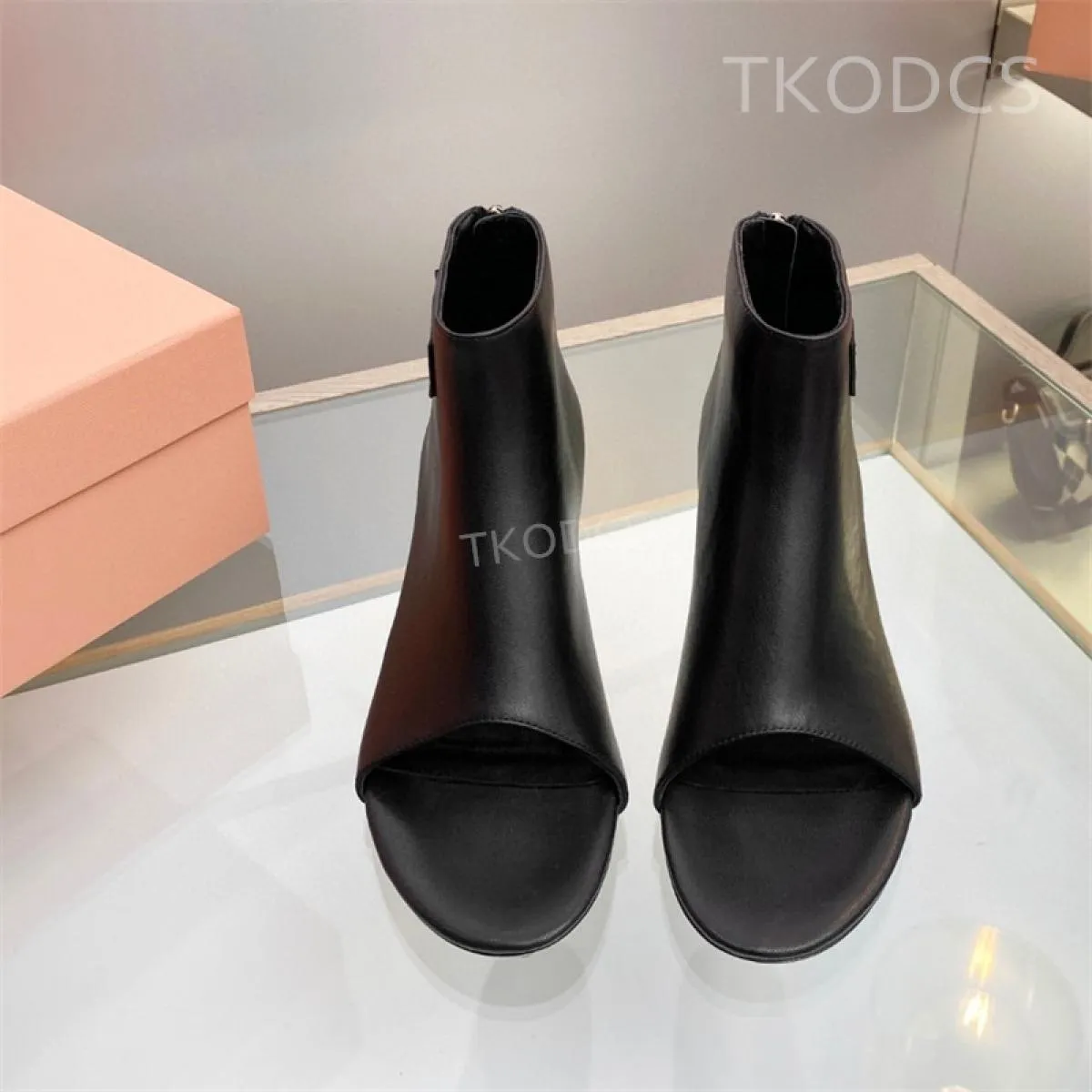 Nuovo stile Stivali estivi Donna Infradito Stivaletti Lady Peep Toe Scarpe da passerella Donna Moderni stivali elasticizzati pia