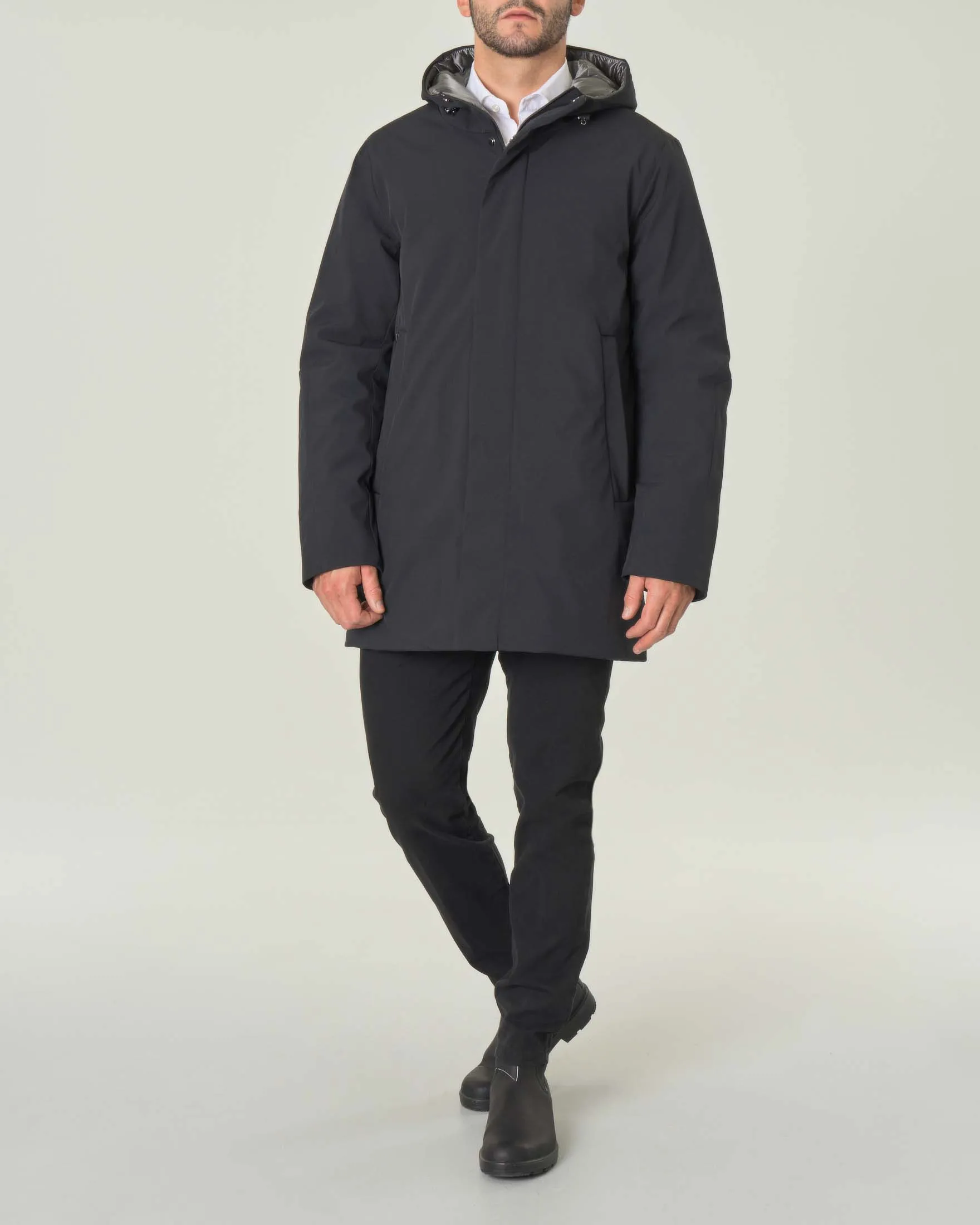 Parka nero in tessuto tecnico stretch con eco imbottitura DuPont Sorona