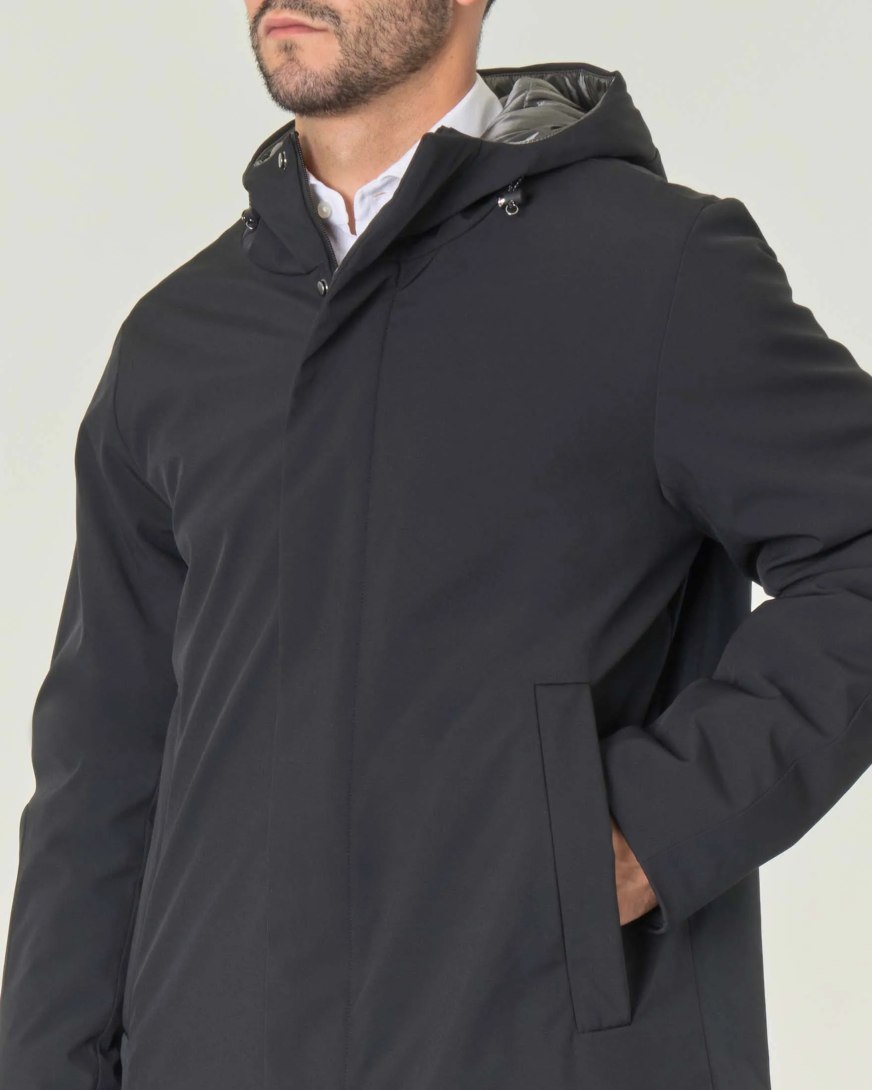 Parka nero in tessuto tecnico stretch con eco imbottitura DuPont Sorona