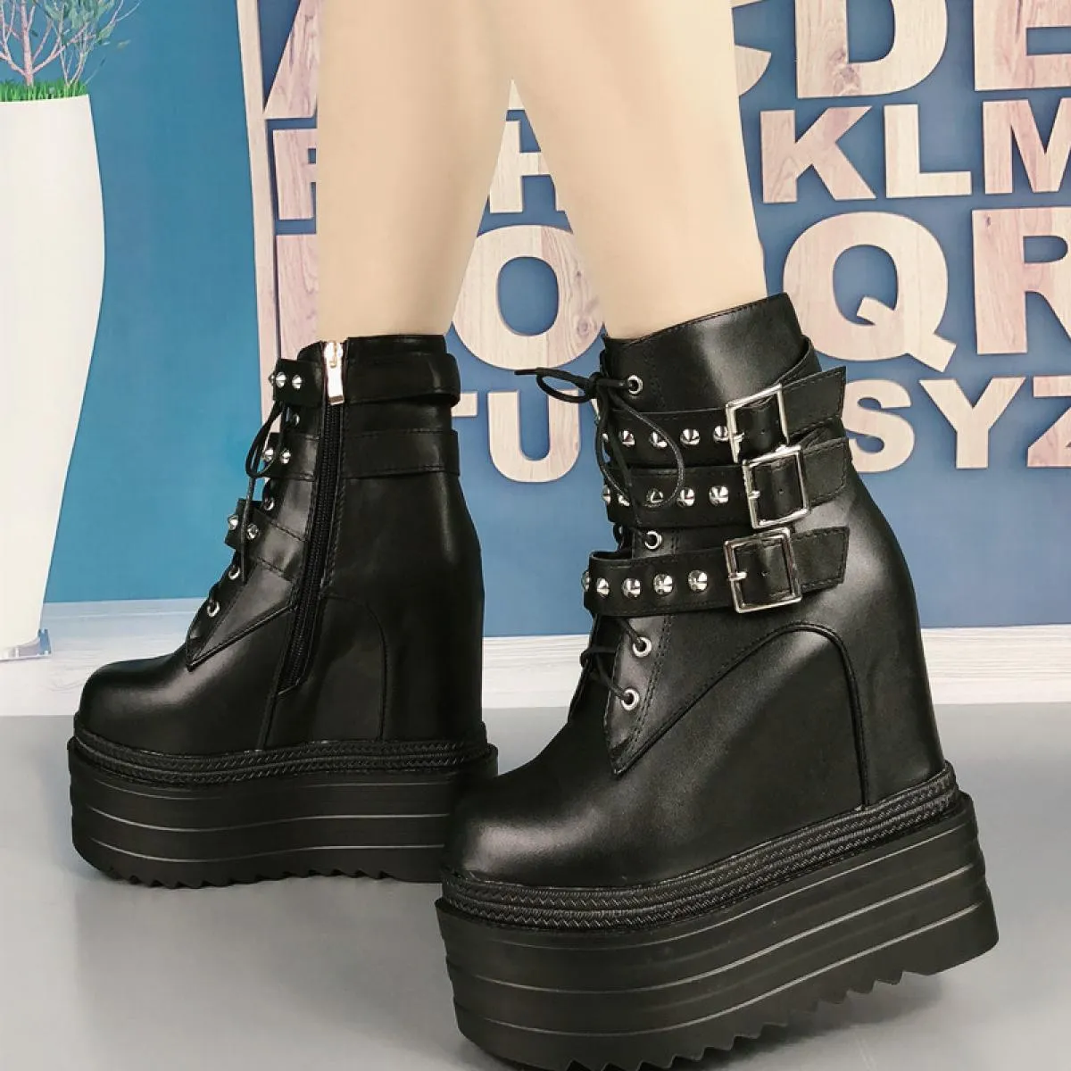 Platform Muffin Stivali da donna Stivaletti Tacchi alti Stivali da donna Rivetto con zeppa da 14 cm