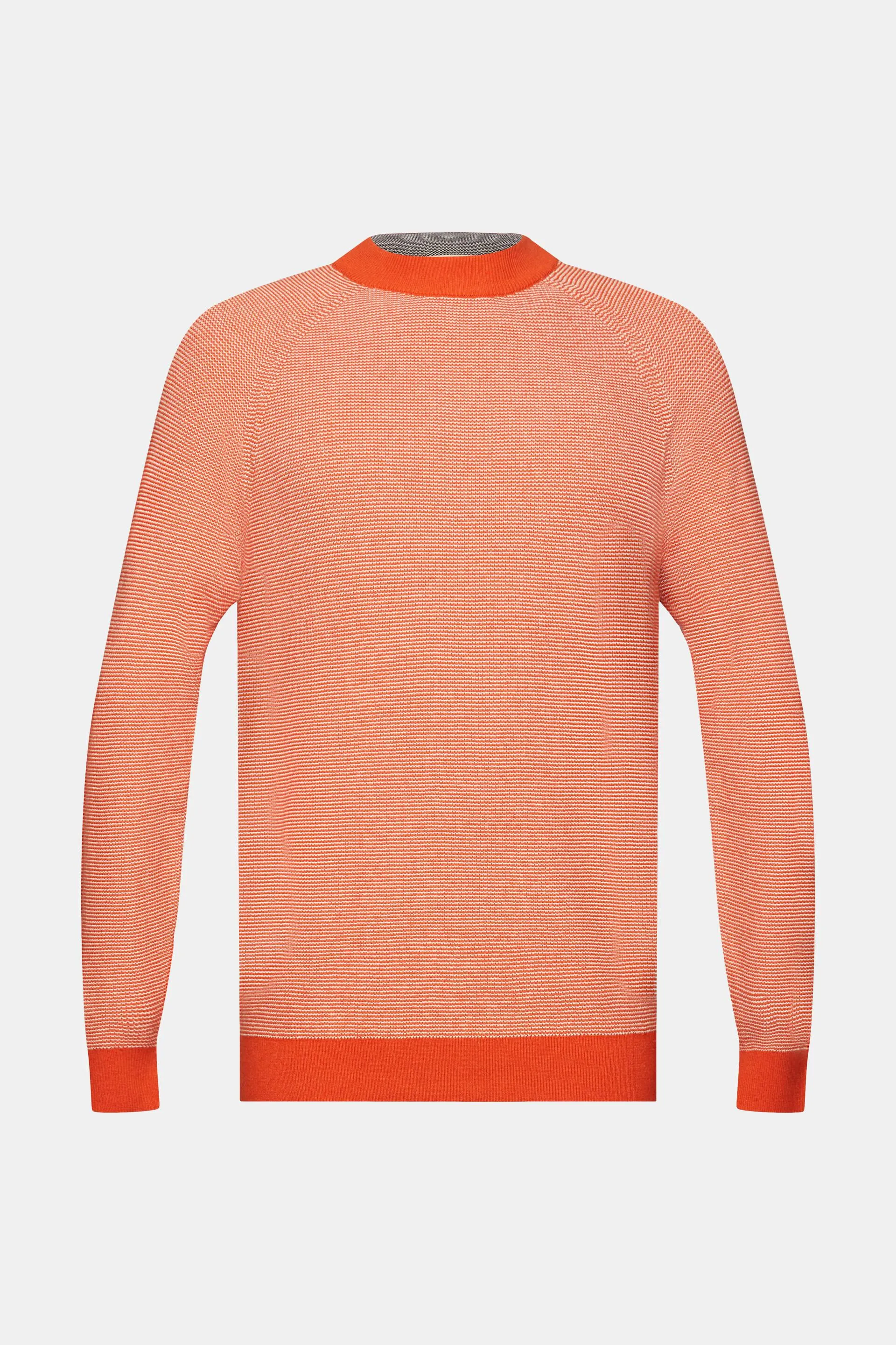 Pullover a righe con collo a lupetto